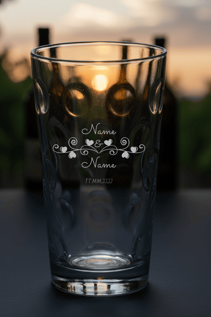 Dubbeglas mit personalisierter Gravur. Spülmaschinenfeste Lasergravur - Herz Blume mit Namen und Datum