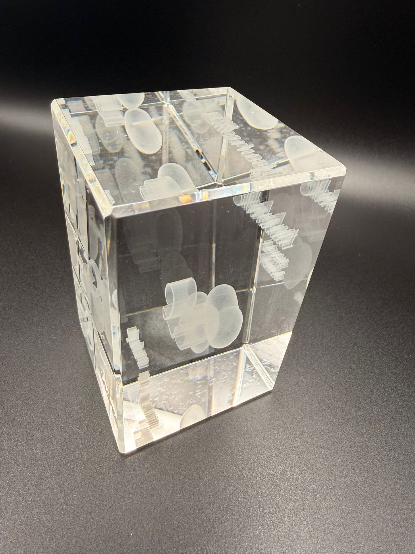Kristall Rrechteck (K9) mit personalisierter 3D Gravur 
