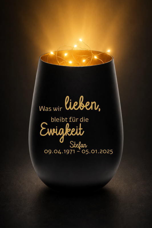 Stölzle Trauerlicht, Gedenklicht, Erinnerungslicht mit personalisierter Gravur - Was wir lieben, bleibt für die Ewigkeit. Mit Beleuchtung