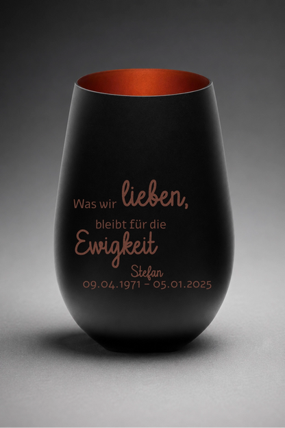 Stölzle Trauerlicht, Gedenklicht, Erinnerungslicht mit personalisierter Gravur - Was wir lieben, bleibt für die Ewigkeit.
