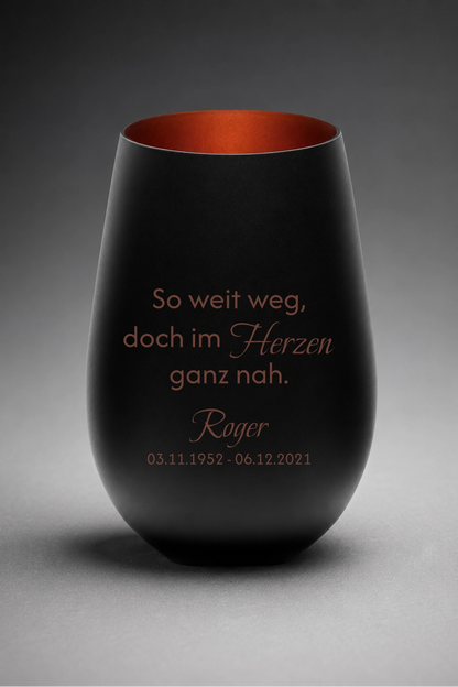 Stölzle Trauerlicht, Gedenklicht, Erinnerungslicht mit personalisierter Gravur - So weit weg, doch in Herzen ganz nah.
