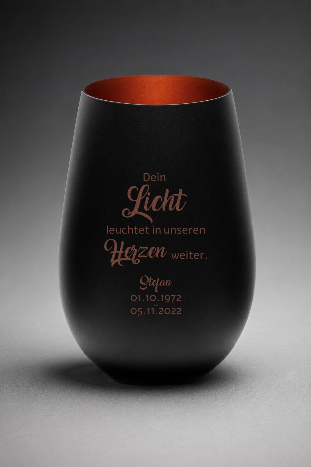 Stölzle Trauerlicht, Gedenklicht, Erinnerungslicht mit personalisierter Gravur - Dein Licht leuchtet in unseren Herzen weiter. 