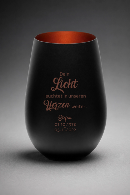 Stölzle Trauerlicht, Gedenklicht, Erinnerungslicht mit personalisierter Gravur - Dein Licht leuchtet in unseren Herzen weiter. 