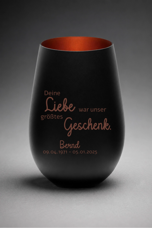 Stölzle Trauerlicht, Gedenklicht, Erinnerungslicht mit personalisierter Gravur - Deine Liebe war unser größtes Geschenk.
