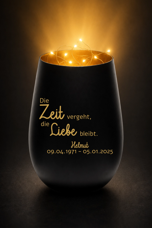 Stölzle Trauerlicht, Gedenklicht, Erinnerungslicht mit personalisierter Gravur - Die Zeit vergeht, die Liebe bleibt. Mit Beleuchtung