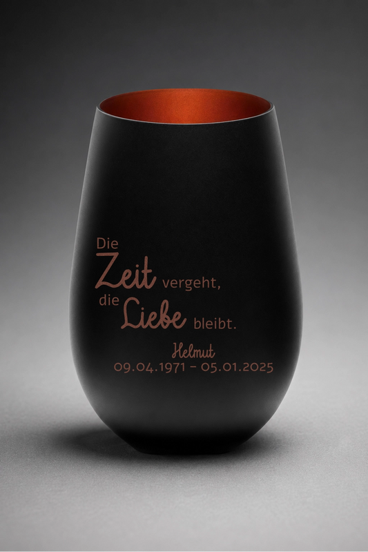 Stölzle Trauerlicht, Gedenklicht, Erinnerungslicht mit personalisierter Gravur - Die Zeit vergeht, die Liebe bleibt. 