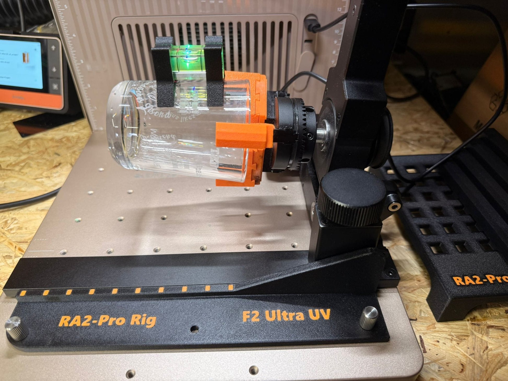 Ausrichtungshilfe für XTool F2 Ultra UV – Perfektes Lasergravieren auf Gläsern & Flaschen - Ha1pe.de
